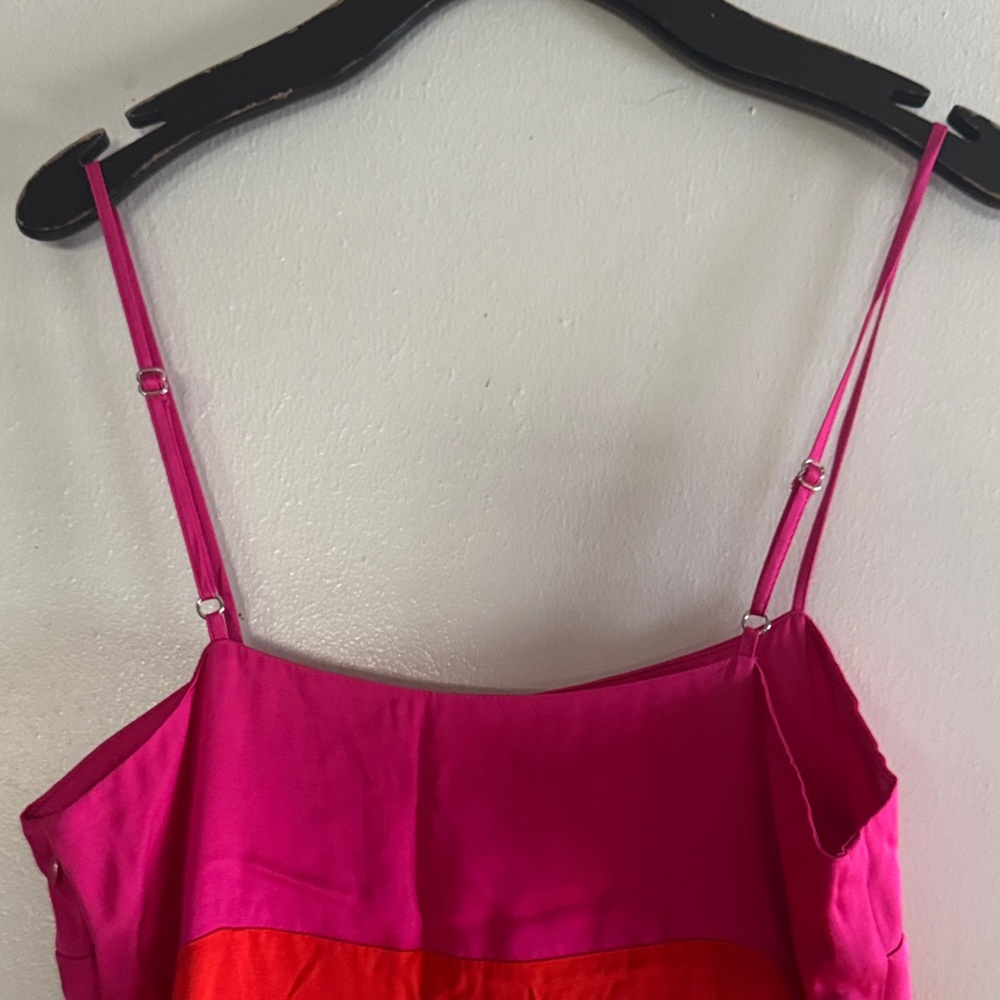 Elegant Red and Pink Maxi Dress - Picture 3 of 4